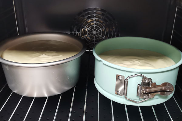 不粘戚风蛋糕模具 不粘戚风蛋糕模具